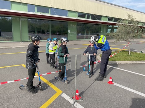 Haut-Lac students learn to stay safe on the road