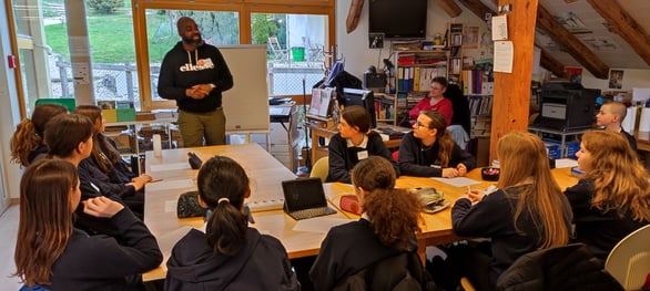 Author workshop for Haut-Lac students