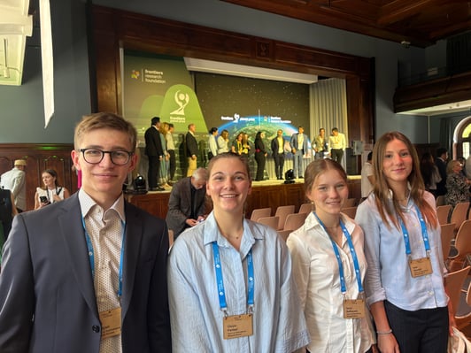 Haut-Lac students at are Villars Fellows