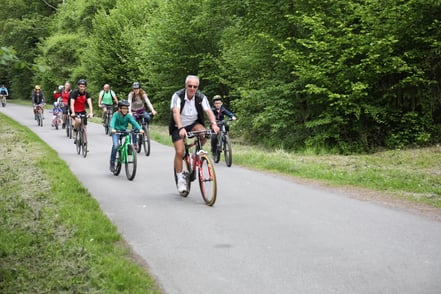 Cycle through Villeneuve