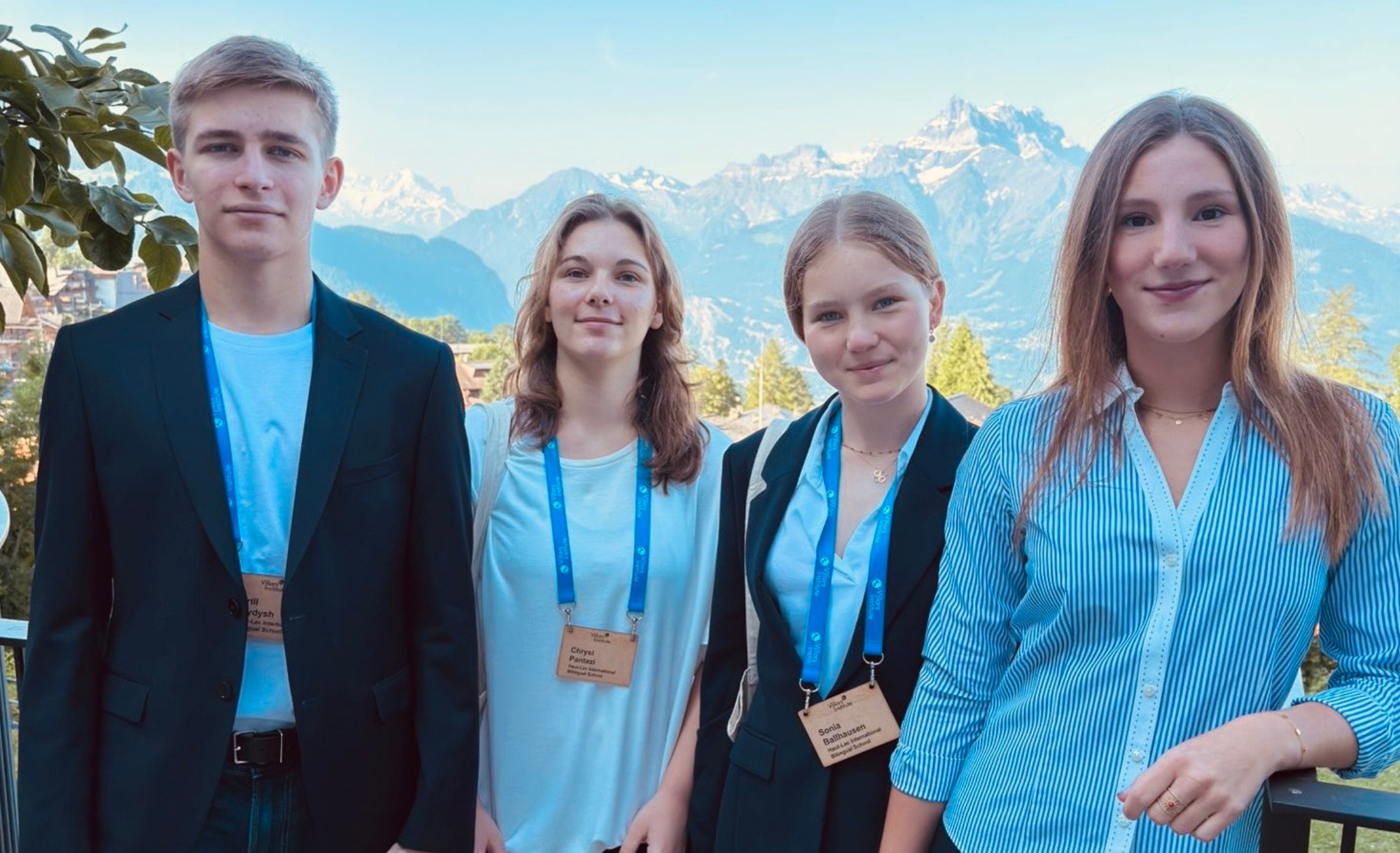 DÉCOUVREZ L’EXPÉRIENCE DES ÉLÈVES AU VILLARS SYMPOSIUM